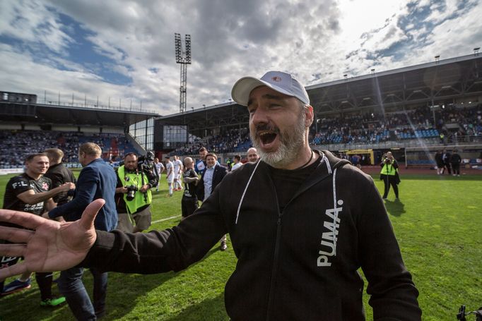 Slávisté slaví titul po 4. kole nadstavby Fortuna:Ligy Baník - Slavia: Jindřich Trpišovský