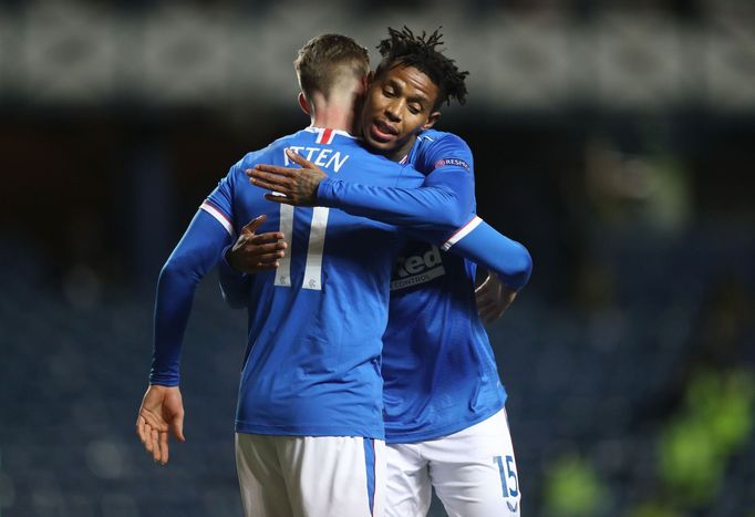 Glasgow Rangers, Cedric Itten a Bongani Zungu Pool