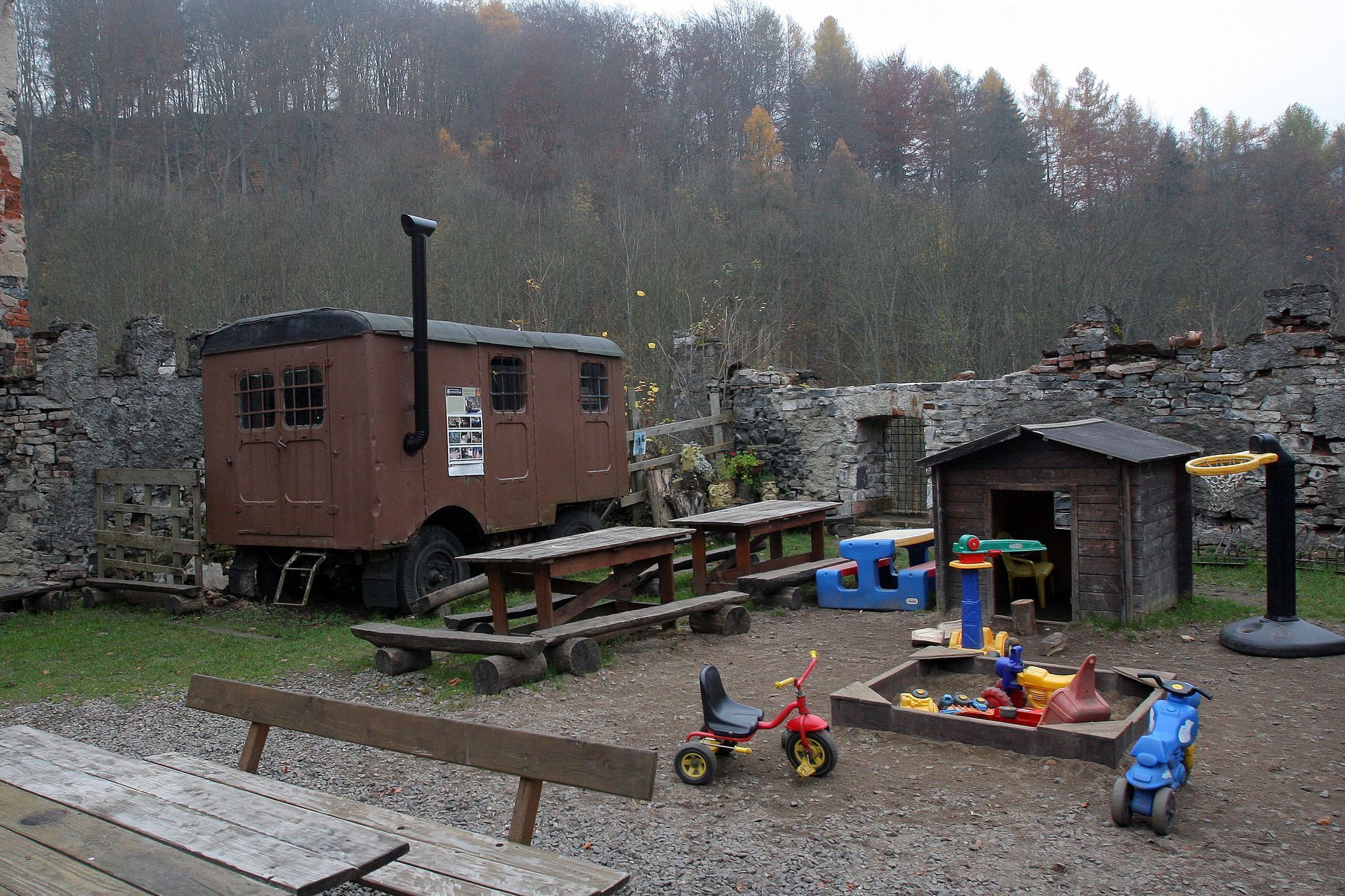 Památné ruiny Karlovarského kraje