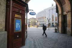 Proč netrestáme směnárny, které dělají ostudu Praze? Potřebujeme nový zákon, tvrdí ČNB