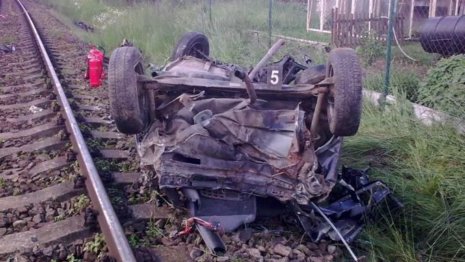 Nehodu nedaleko Chlumčan nepřežil řidič auta