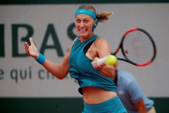 Velký den českých žen. Kvitová, Strýcová i Siniaková postoupily. Zato Berdych se s French Open loučí