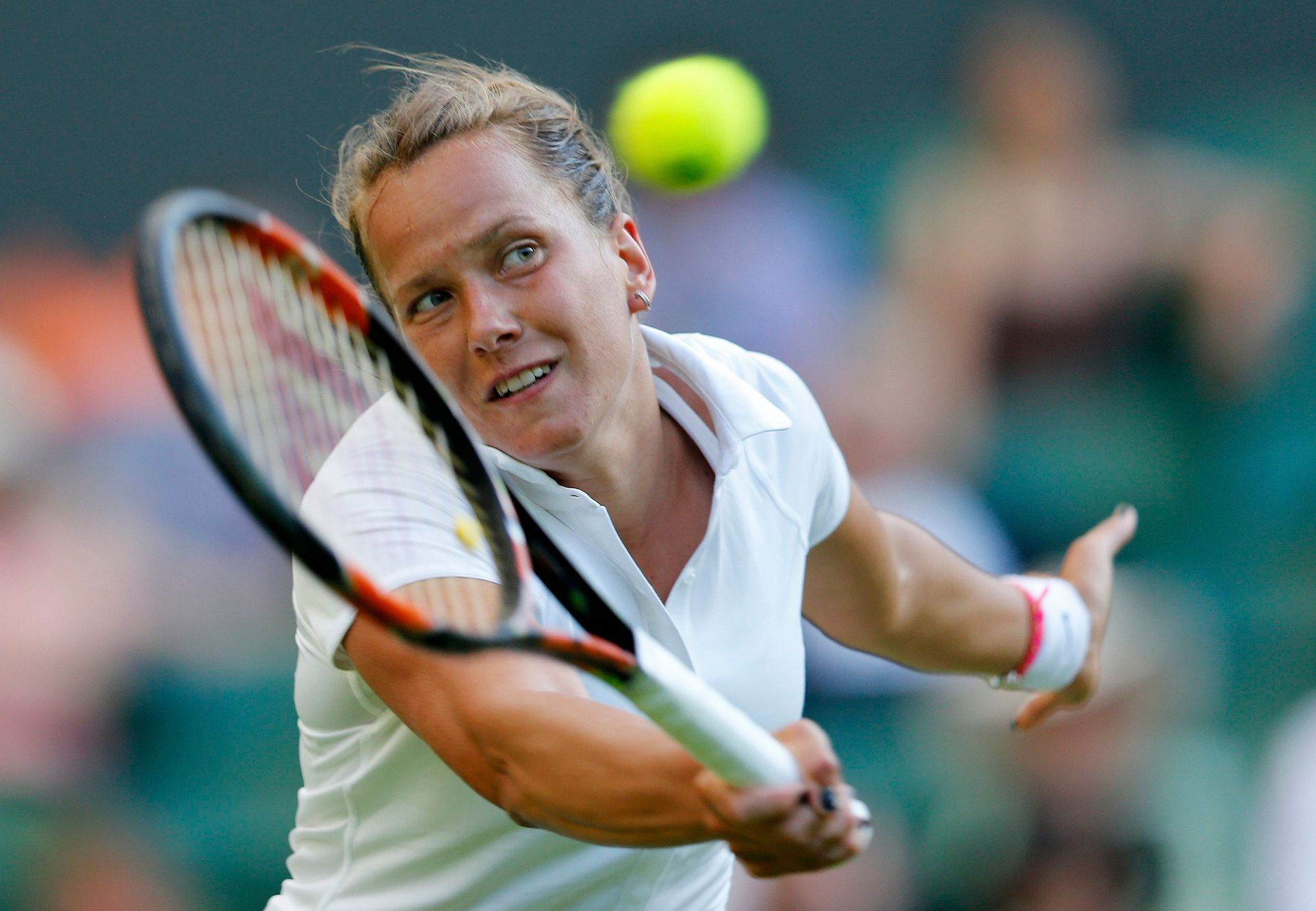 Barbora Strýcová v prvním kole  Wimbledonu 2015