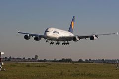 Hrozí bojkot nákupu letadel z EU. Kvůli povolenkám