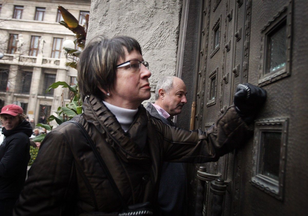 Praha na nohou, demonstruje proti politikům ODS-ČSSD