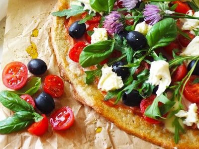 Správný čas vyzkoušet domácí pizzu nastal. Vyberte si z ověřených receptů