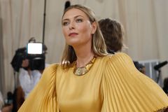 "Zmrazte si vajíčka a budujte kariéru". Z Šarapovové je agresivní podnikatelka