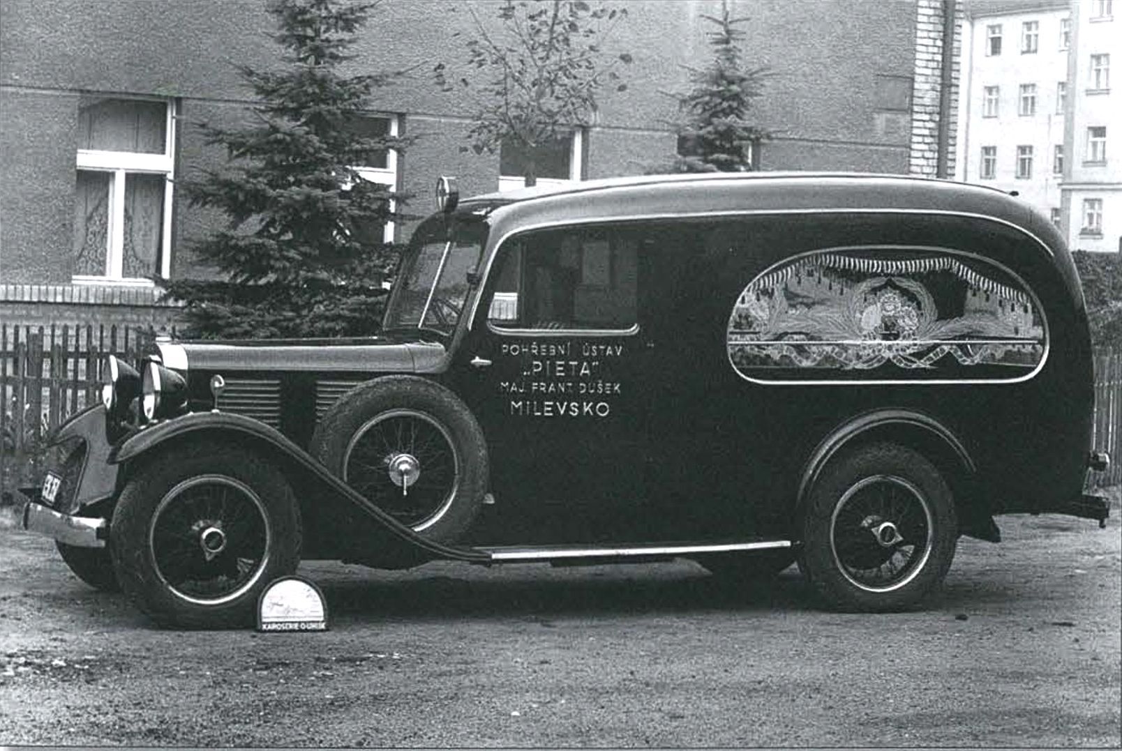 Pohřební vozy, pohřební vůz, Auto, historie