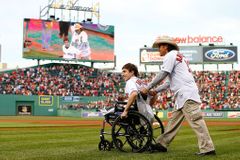 Boston mu vzal nohy. Nevzdal se a dává naději dalším