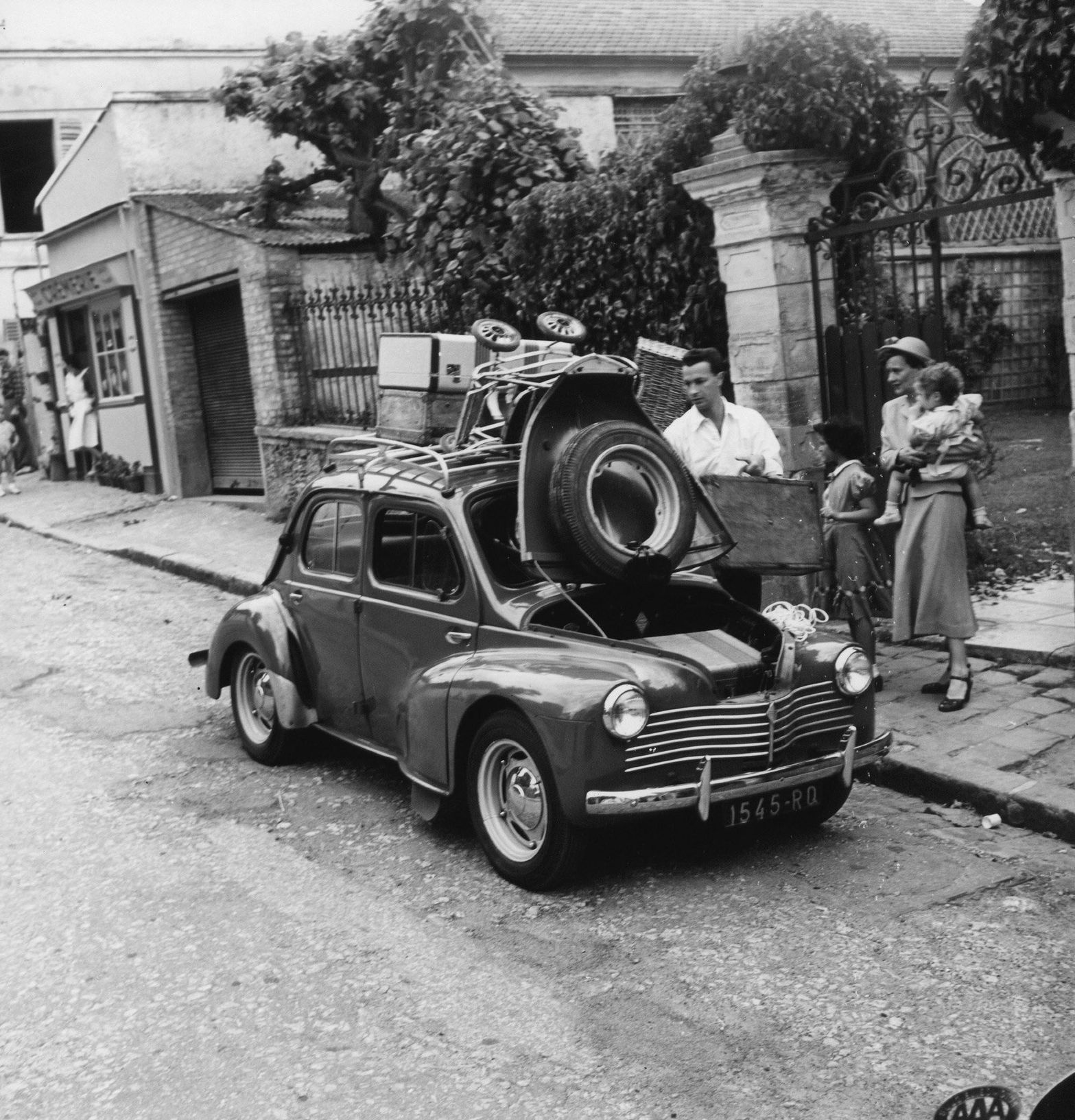 Renault 4CV