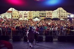 Začíná hudební část festivalu Živá ulice. Zahrají Plzeňáci, kluboví oblíbenci i zahraniční hosté