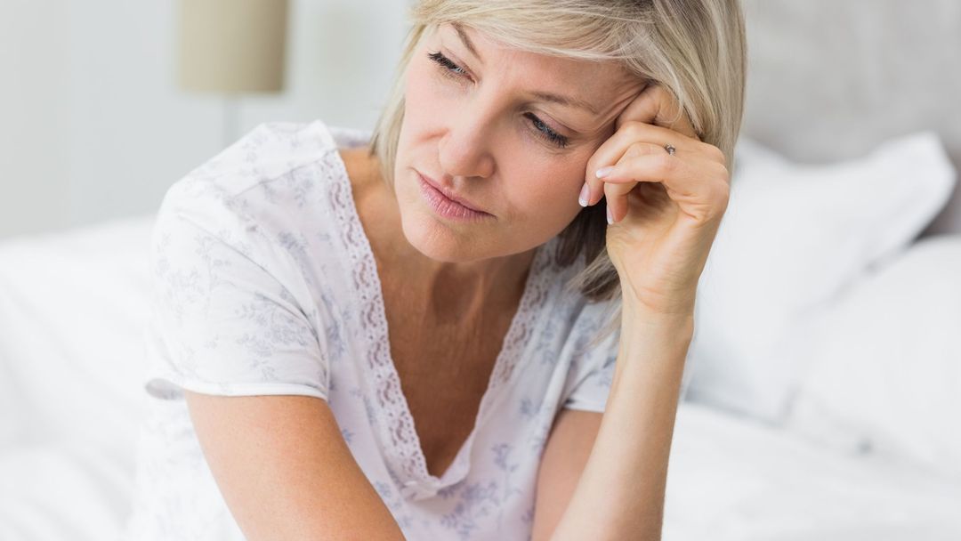 Hormonální substituční terapie nemusí být jedinou cestou, jak se vypořádat s příznaky menopauzy.