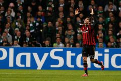 AC Milán se díky dvěma golům Kaká posunul na osmé místo