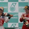 Alonso a Hamilton slaví