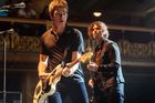 Recenze: Noel Gallagher se při pražské premiéře držel osvědčeného – jednoduchosti a hitů Oasis