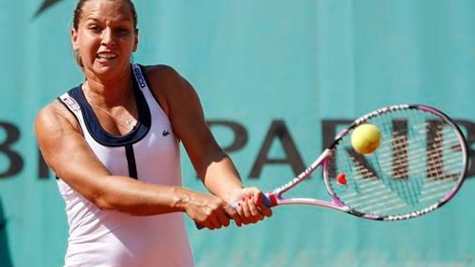 Roland Garros: Cibulková smetla v ´bitvě krásek´ Šarapovovou