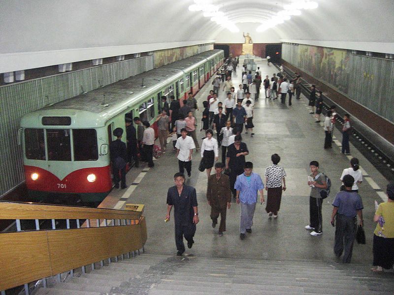 Pchjongjang Severní Korea metro