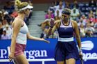 Gratulovali nám i na ulici, líčí Hradecká. Teď česká deblová velmoc cílí na Wimbledon