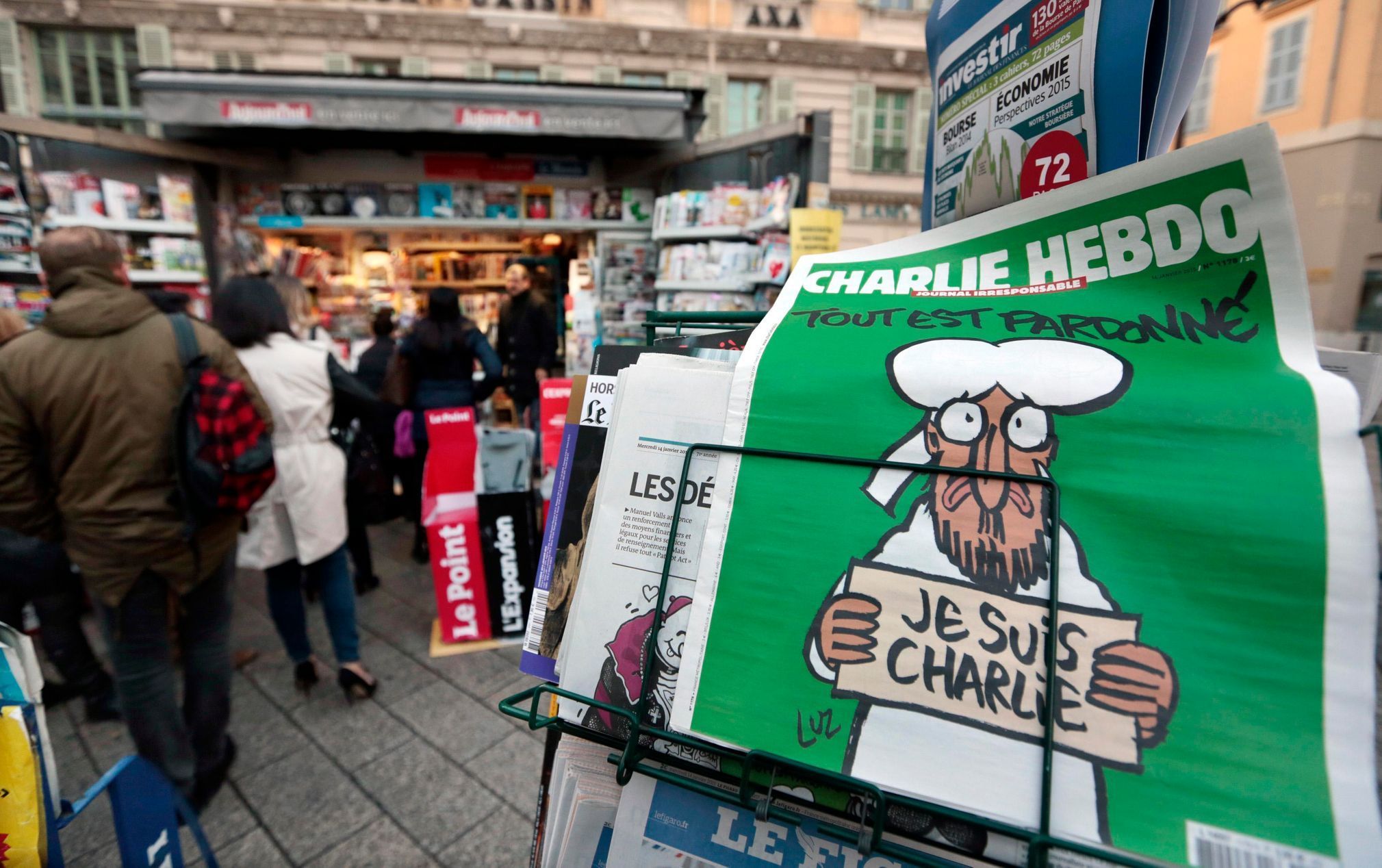 Prodej posledního čísla Charlie Hebdo