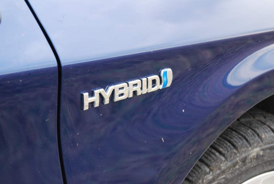 Automoto - Toyota Prius - 11