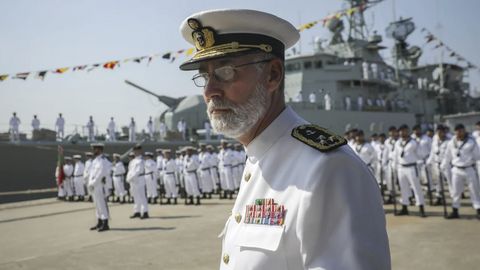 "Nemilosrdný" admirál naočkoval Portugalsko. Kdo je muž, ke kterému vzhlíží svět?