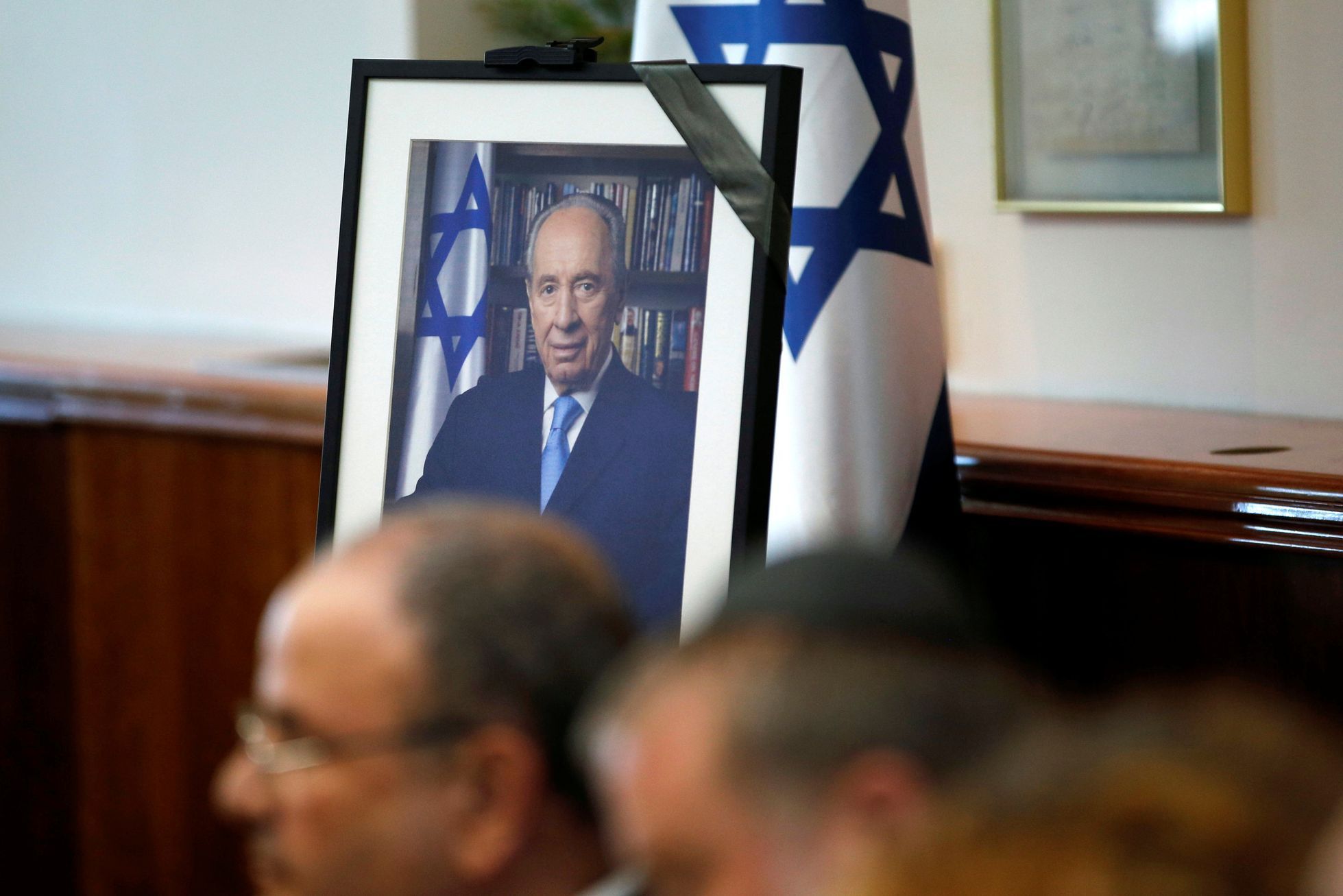 V Izraeli se loučí s Peresem