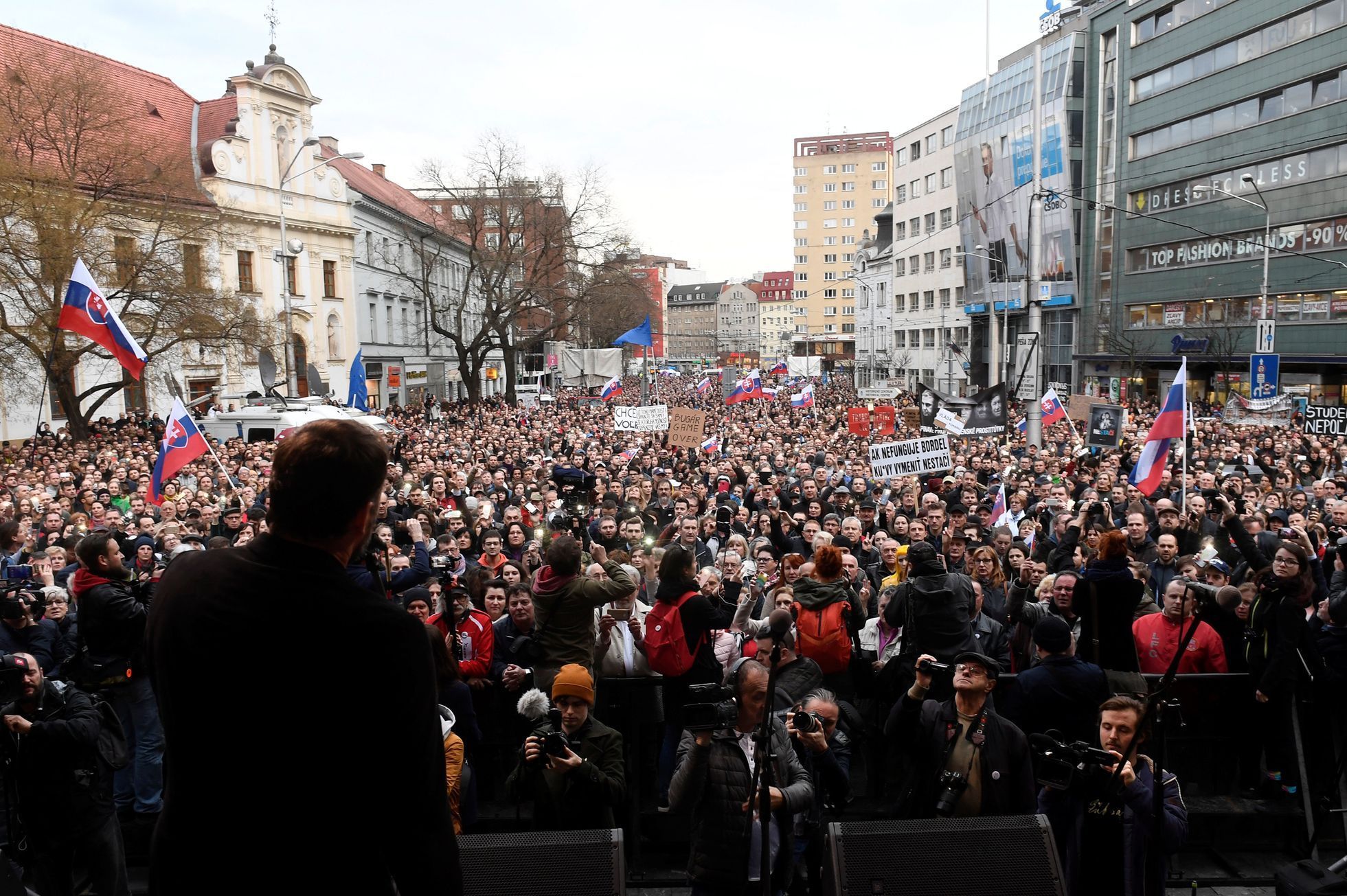 Demonstrace na Slovensku - 5. 4. 2018