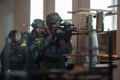 Ukrajinská armáda má nejvyšší pohotovost. Kvůli volbám