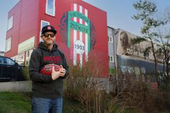 "Budeme v Česku populárnější než tenis." Bankéř z USA chce ze Žižkova nový Green Bay