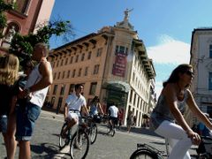 Slovinci dlouho těžili z prosperity sousední Itálie, teď je stihly stejné problémy jako Italy.