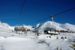 Během svátků žádné lyžování. Italská vláda trvá na uzavření zimních areálů