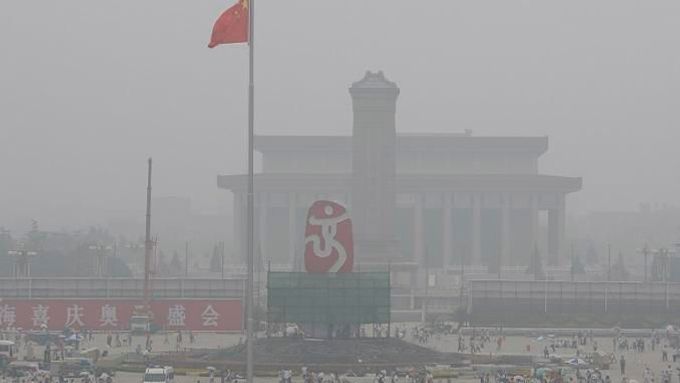 Problémy se smogem mají být v Pekingu částečně vyřešeny