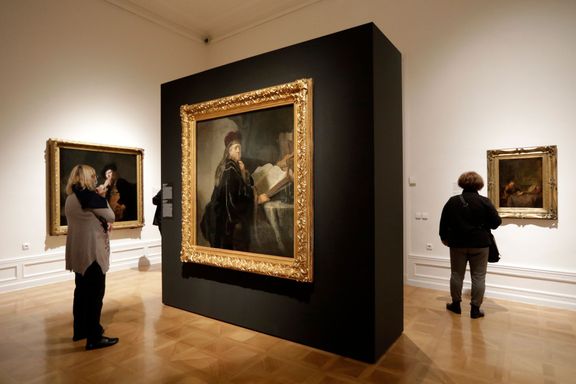 Ne že by malba Učenec ve studovně na výstavě nevyzněla, Rembrandt se svým smyslem pro drama a kompozici by ale nejspíš byl zklamaný.