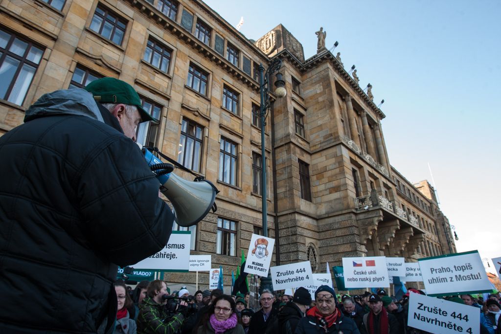 Demonstrace za prolomení těžebních limitů