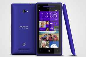Hardwarium: HTC phablet, Aston Martin Aspire, case jako vlak