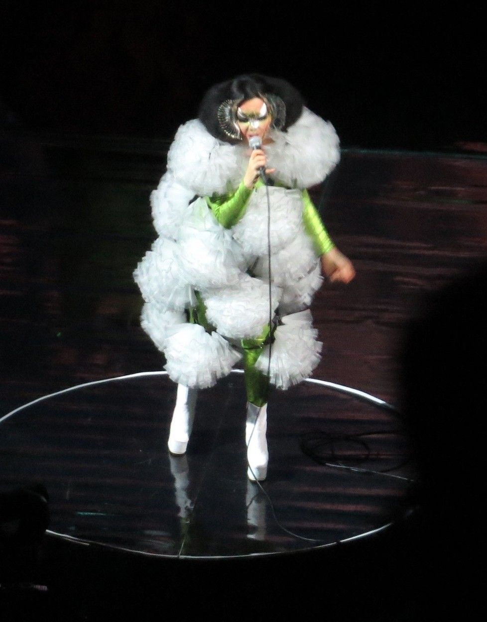 Björk, Cornucopia, 2022