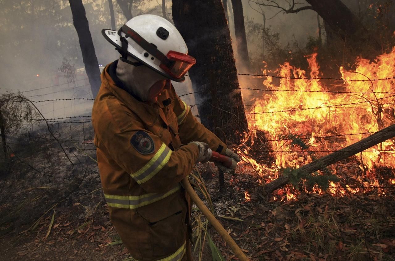 Austrálie - požár - hasiči - Nový Jižní Wales