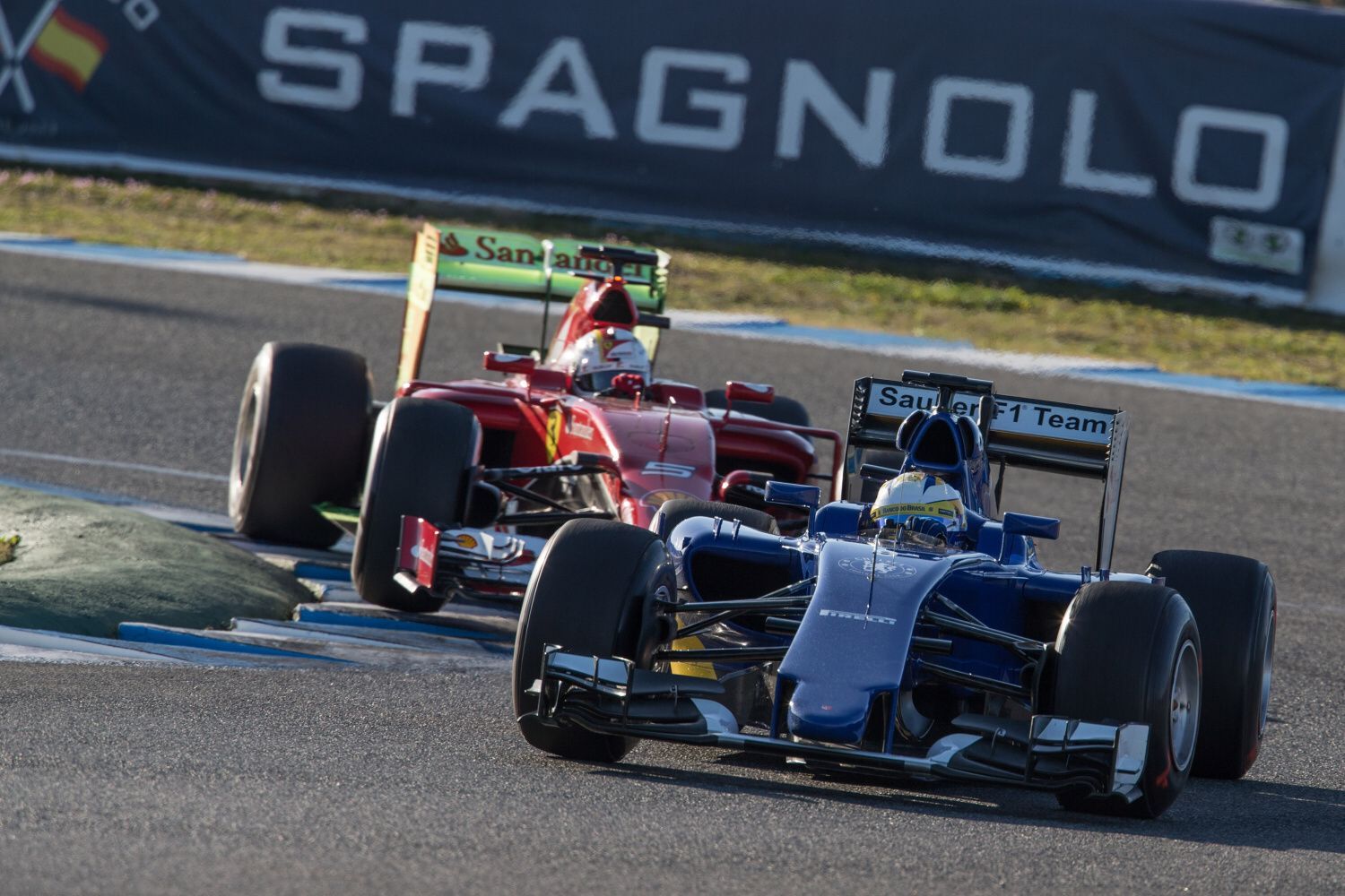 F1 2015: Sauber a Ferrari