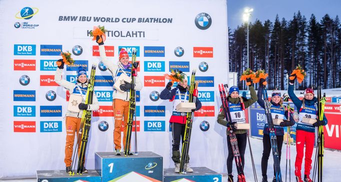 Markéta Davidová (6) slaví páté místo ve sprintu SP v Kontiolahti