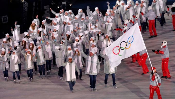 Rusové budou pod olympijskou vlajkou pochodovat i při závěrečném ceremoniálu