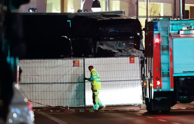 Místo útoku bylo policií uzavřeno.