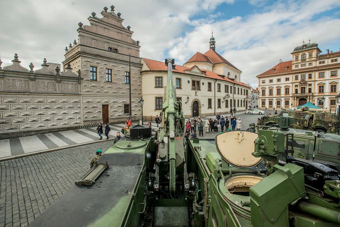 Výstava vojenské techniky Armády České republiky, Hradčanské náměstí, Praha, 12. 3. 2019