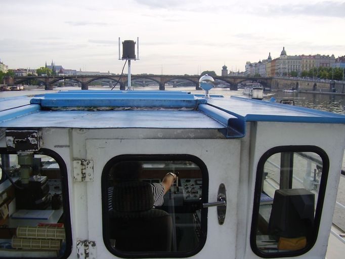 Na palubě lodní "tramvaje".