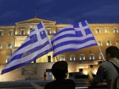 Řecké zadlužení navzdory vládním škrtům znovu roste.