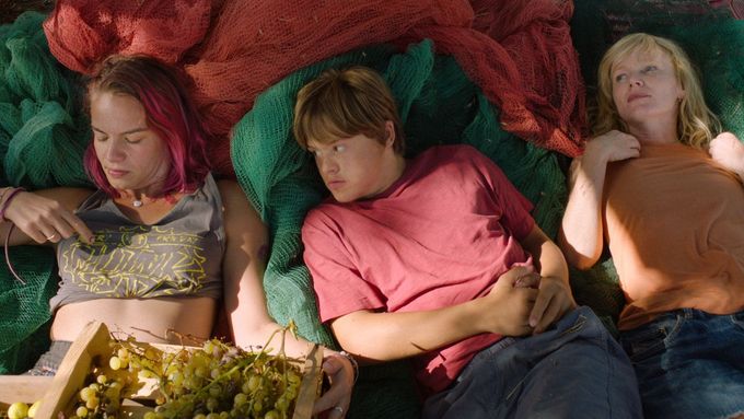 Snímek z filmu Karavan.