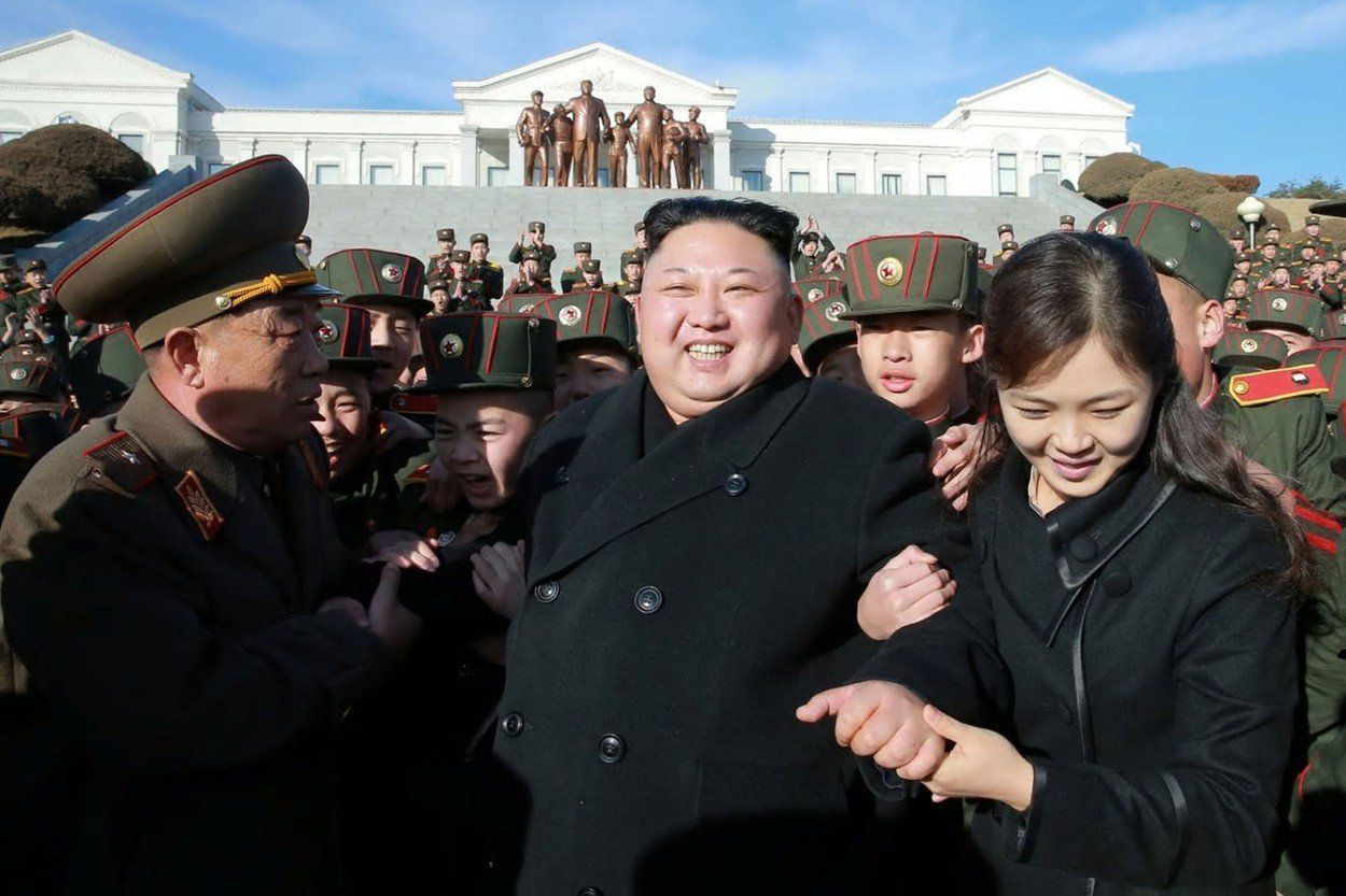 Kim Čong-un a jeho žena Ri Sol-ju