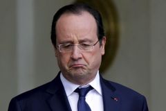 "Prezidentská" helma je ve Francii hitem trhu