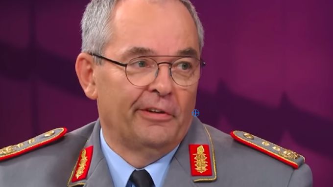 Velitel německé pozemní armády Allfons Mais: Rusové vyjdou z války na Ukrajině silnější.