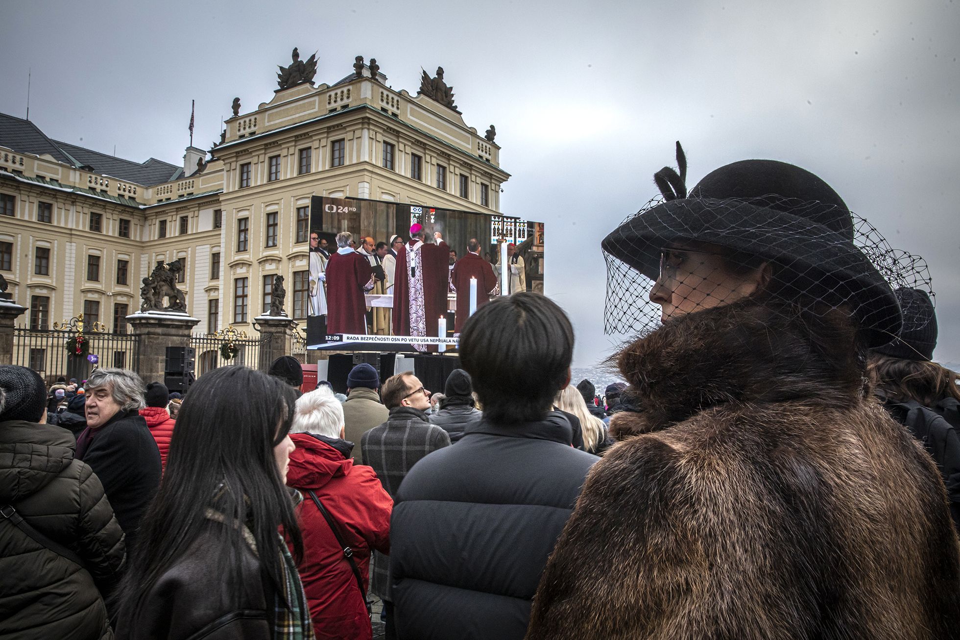 Pohřeb Karel Schwarzenberg, Katedrála sv. Víta