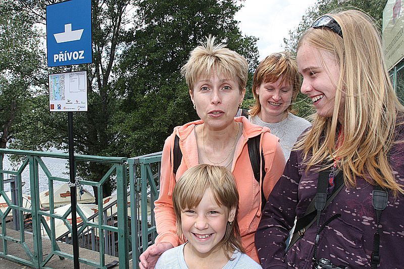 Pražské přívozy na Vltavě